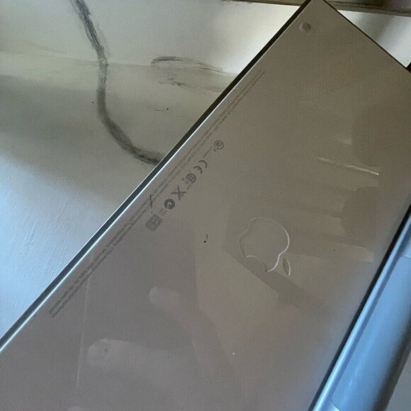 Apple magic bluetooth Wireless Silver Keyboard - Picture 4 of 5